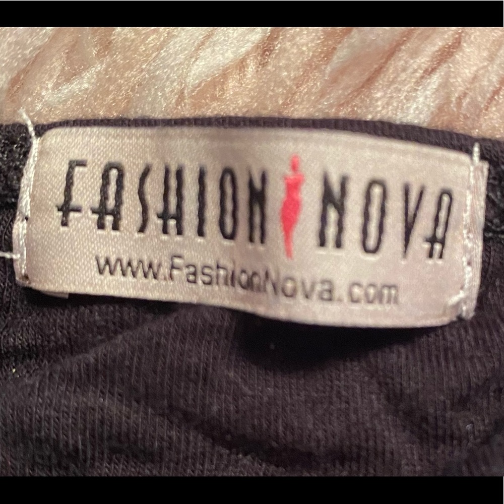 Fashion Nova #NovaBabe Bralette - Picture 3 of 3
